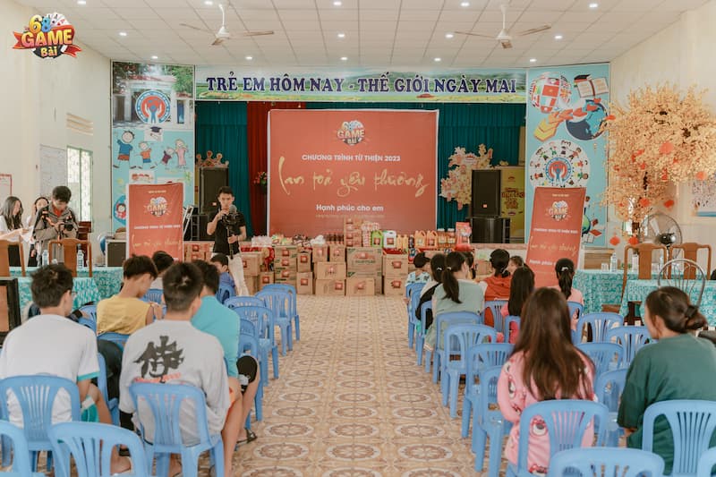 Chương trình từ thiện quyên góp cho trẻ em vùng cao 2 68 Game Bài mang đến những phần quà ý nghĩa cho trẻ em vùng cao